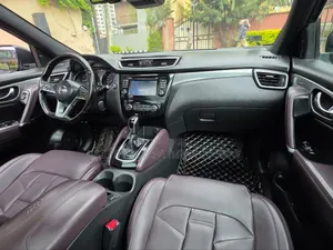 Nissan Qashqai 2018 Matt Black