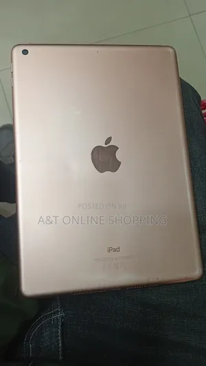 Photo - New Apple iPad Pro 9.7 (2016) 128 GB Silver