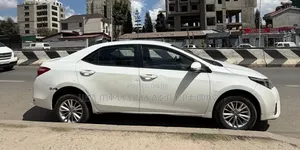 Toyota Corolla 2016 Ivory