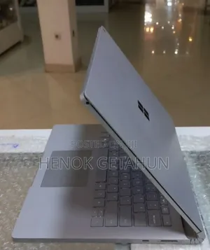 New Laptop Microsoft Surface Book 3 16GB Intel Core I7 SSD 256GB