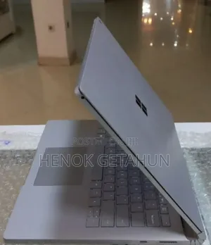 New Laptop Microsoft Surface Book 3 16GB Intel Core I7 SSD 256GB