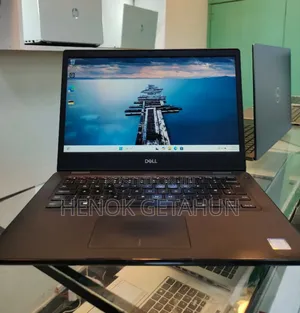 New Laptop Dell Latitude 5310 4GB Intel Core i3 SSD 128GB