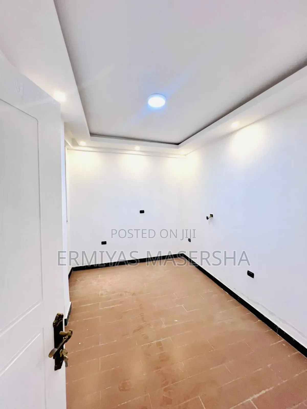 Furnished 3bdrm Apartment in Nifas Silk-Lafto for sale