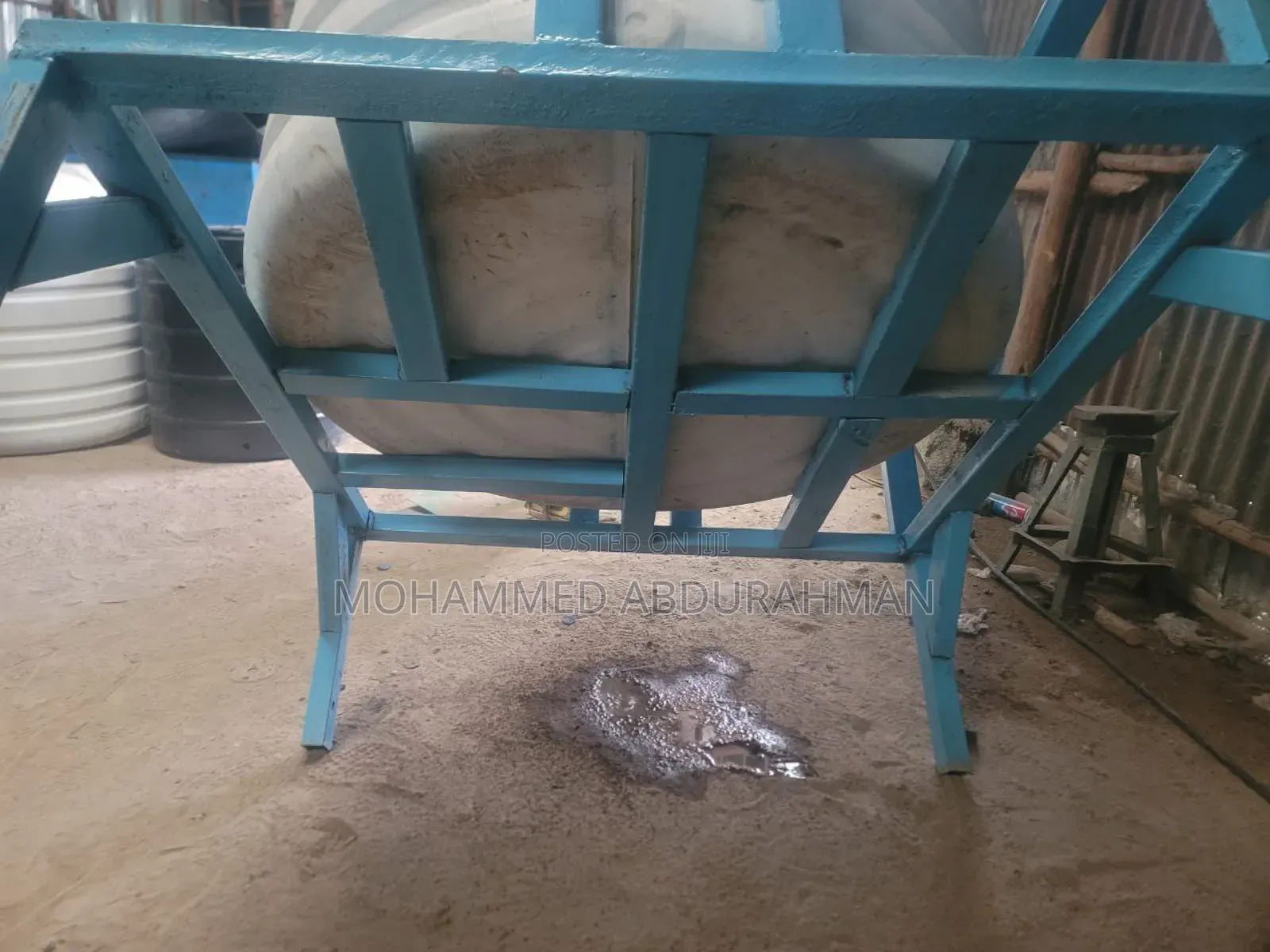 ላርጎ፣ ሻምፖ ና በረኪና ማምረቻ ማሽን