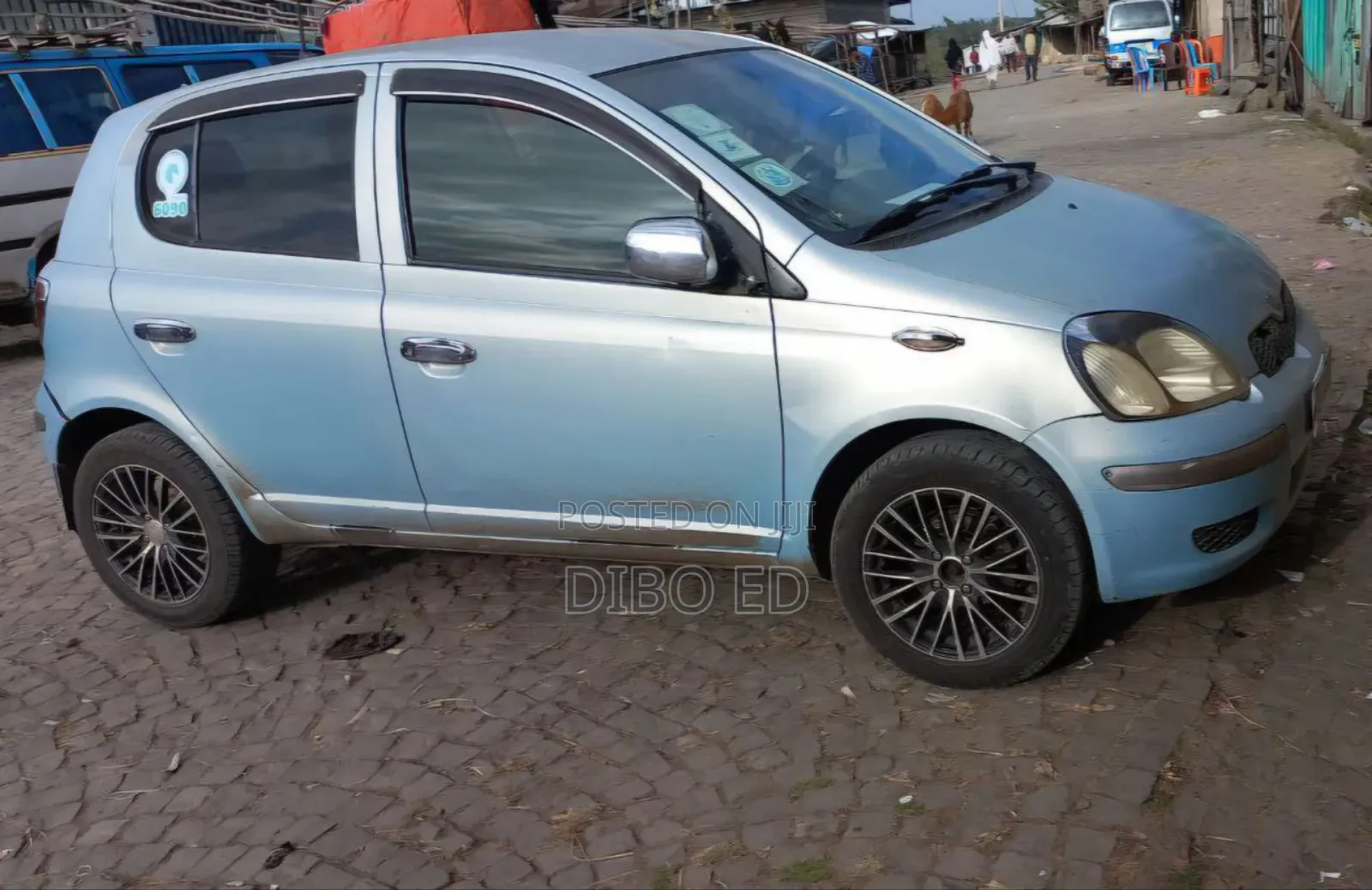 Toyota Vitz 2004 Blue