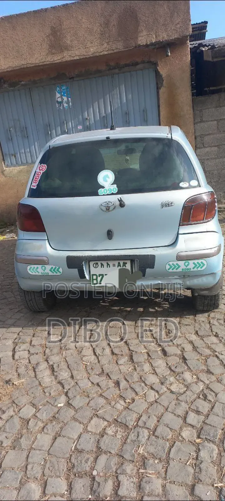 Toyota Vitz 2004 Blue