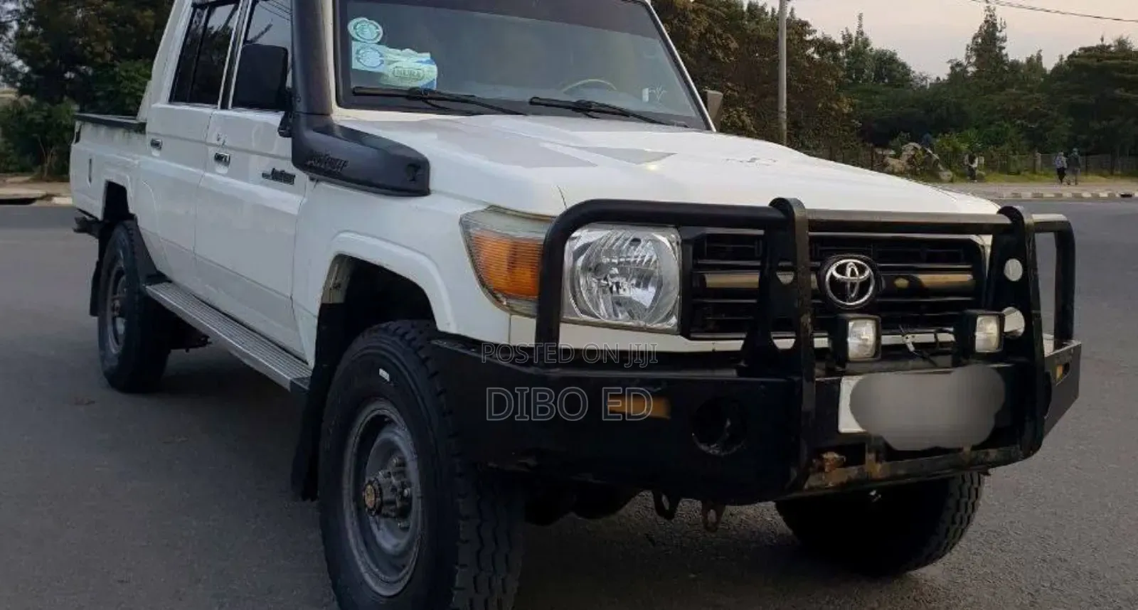 Toyota Land Cruiser 2019 White