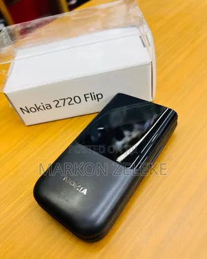 Photo - New Nokia 2720 Flip 512 GB Black