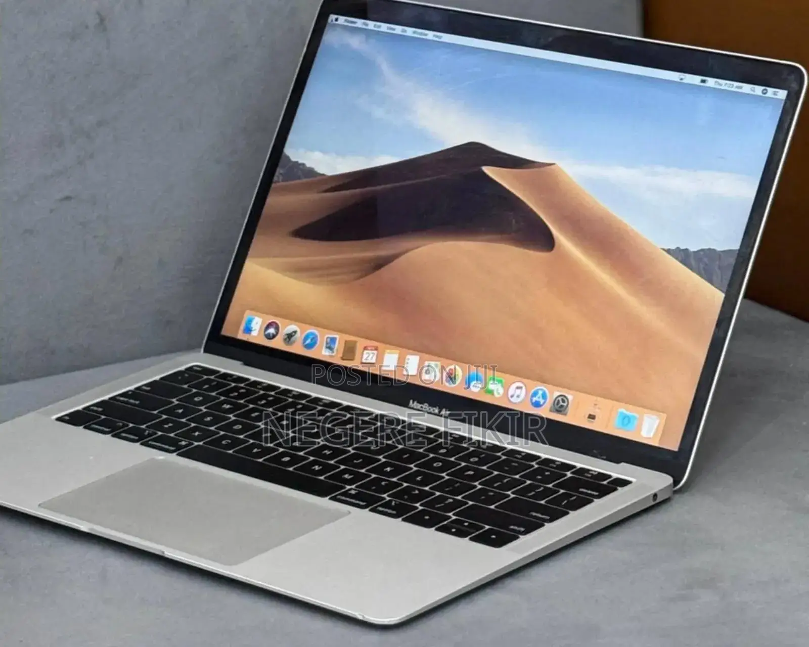 New Laptop Apple MacBook Air 2019 8GB Intel Core I5 SSD 128GB