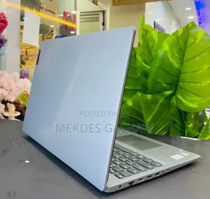 New Laptop Lenovo Ideapad 3 8GB Intel Core I3 HDD 1T