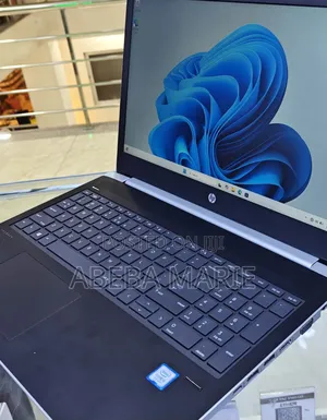 New Laptop HP Probook 450 8GB Intel Core I5 SSD 256GB