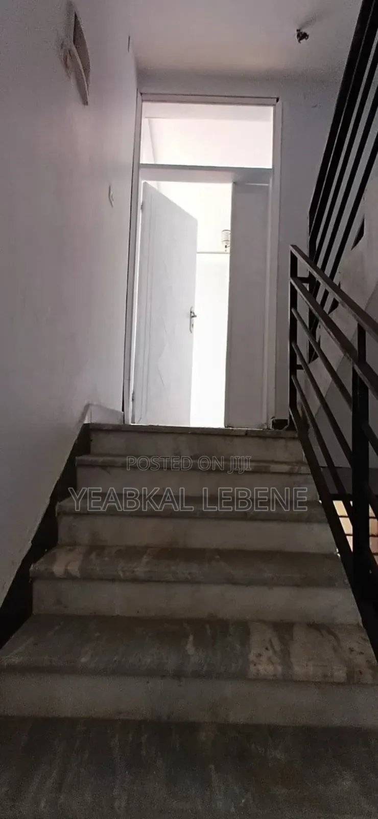 6bdrm House in Bole for sale