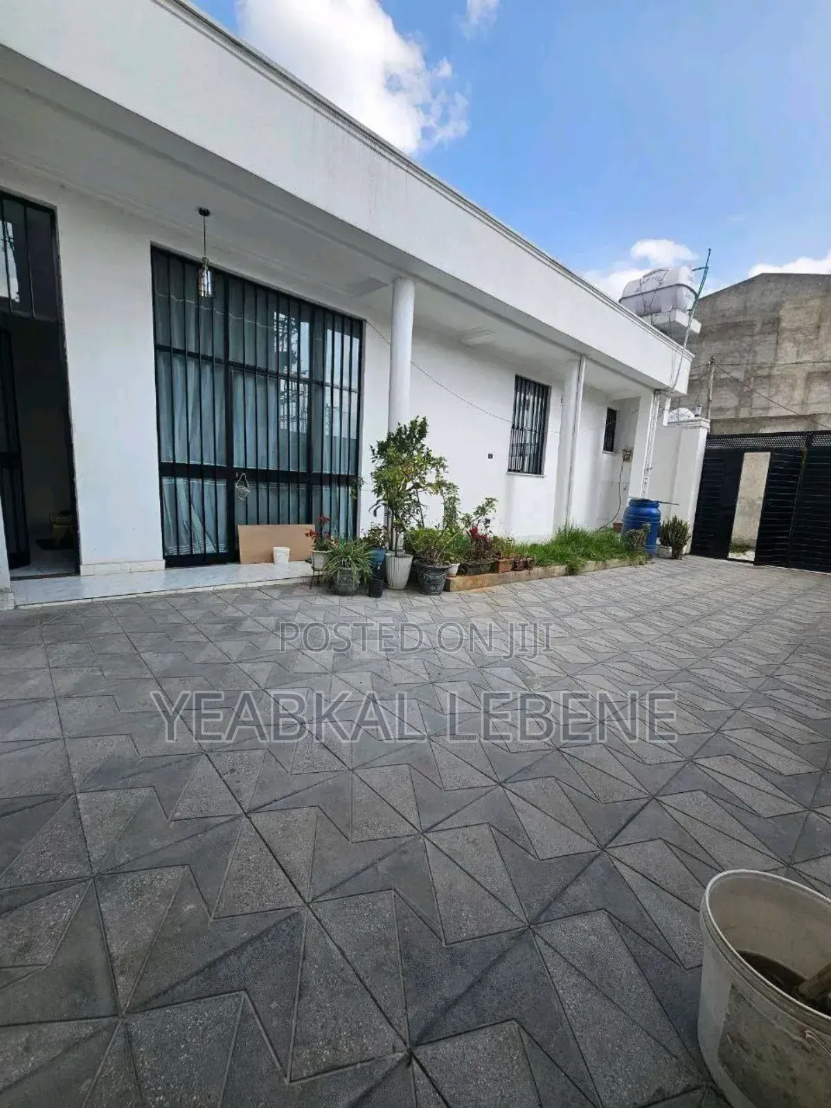 4bdrm House in Bole for sale