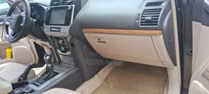 Toyota Land Cruiser 2020 Gold