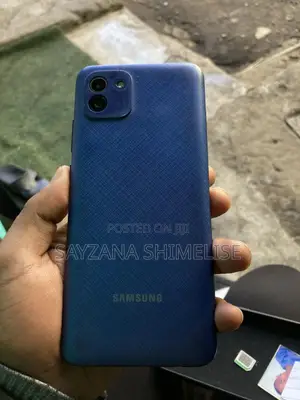 Photo - Samsung Galaxy A03 64 GB Blue
