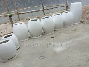 Photo - ፋይበር ግልስ Fiberglass Pot