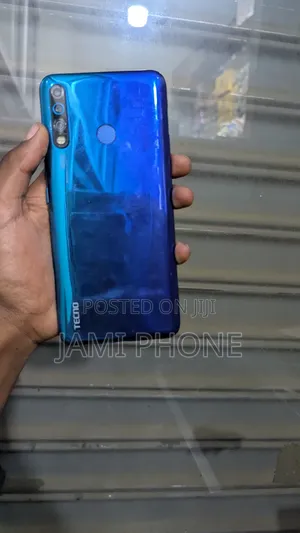 Photo - Tecno Camon 12 Air 32 GB Blue