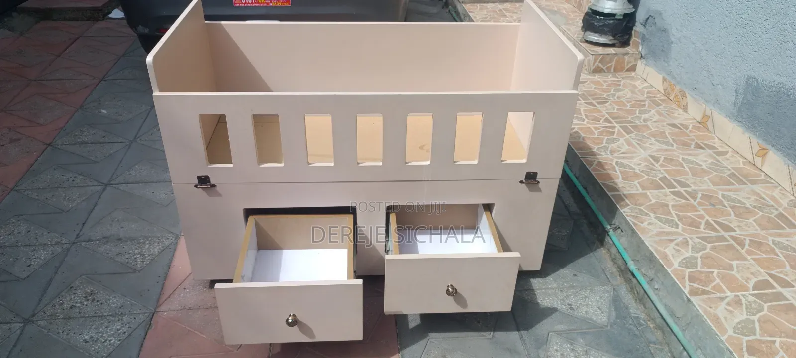 Kids Bed Portable, Flexible Door, Two Cabinets