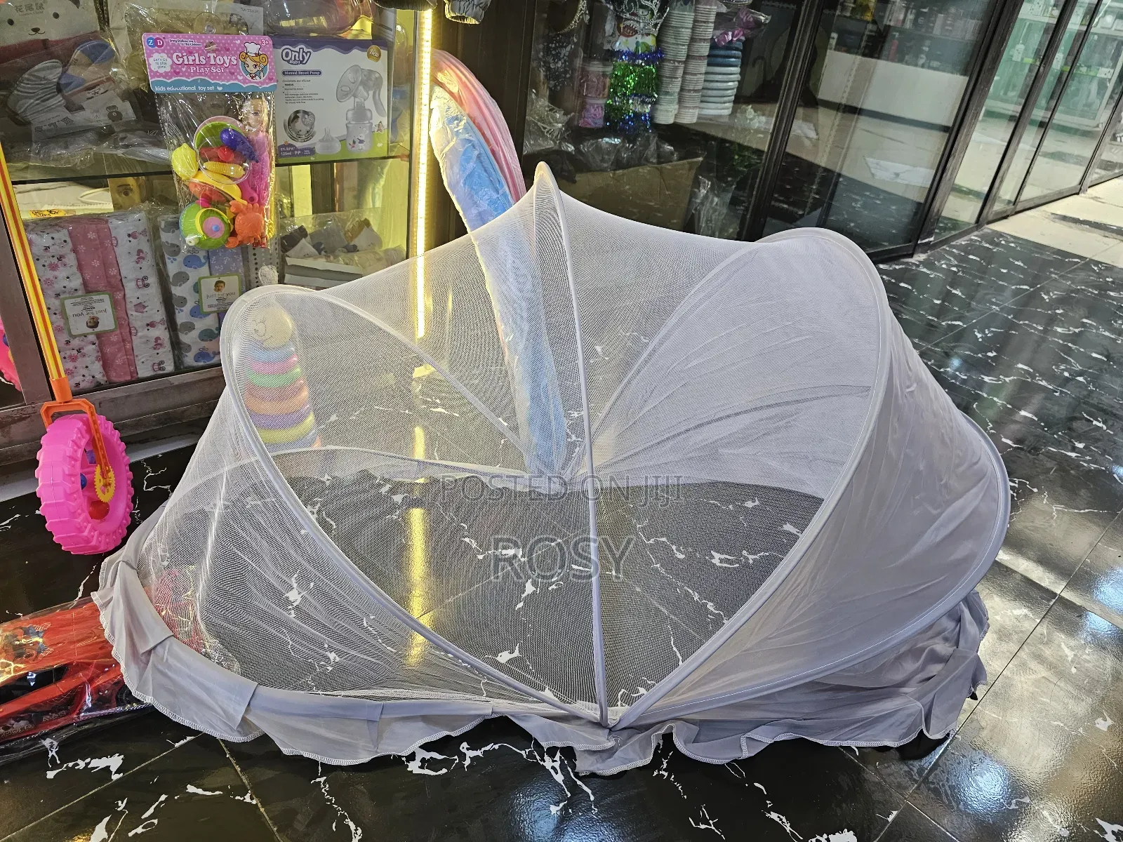 ዛንዚራ በተለያዩ ከለሮች