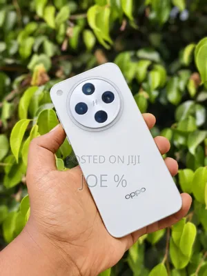 Photo - New Oppo Find X8 512 GB White