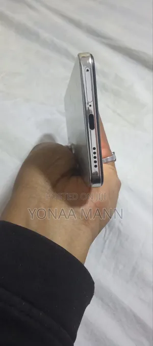 Vivo V40 Lite 256 GB Silver