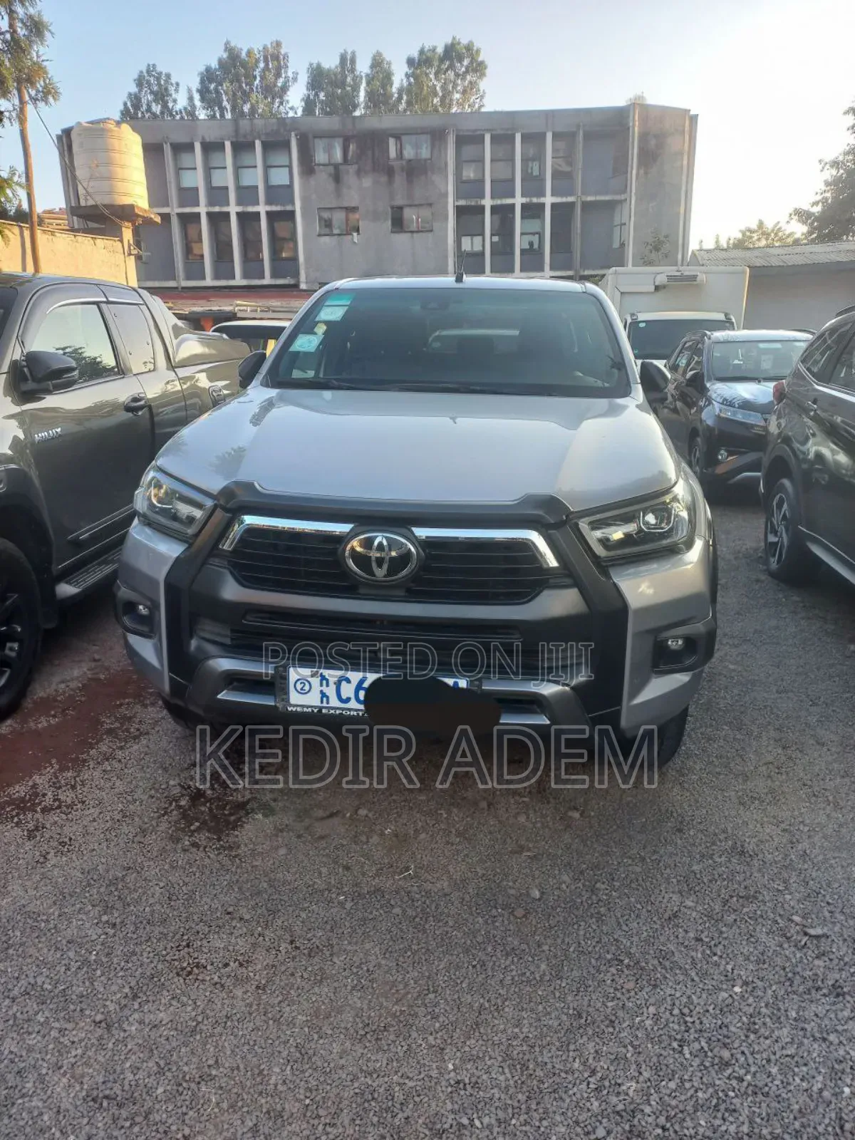 Toyota Hilux 2021 Silver