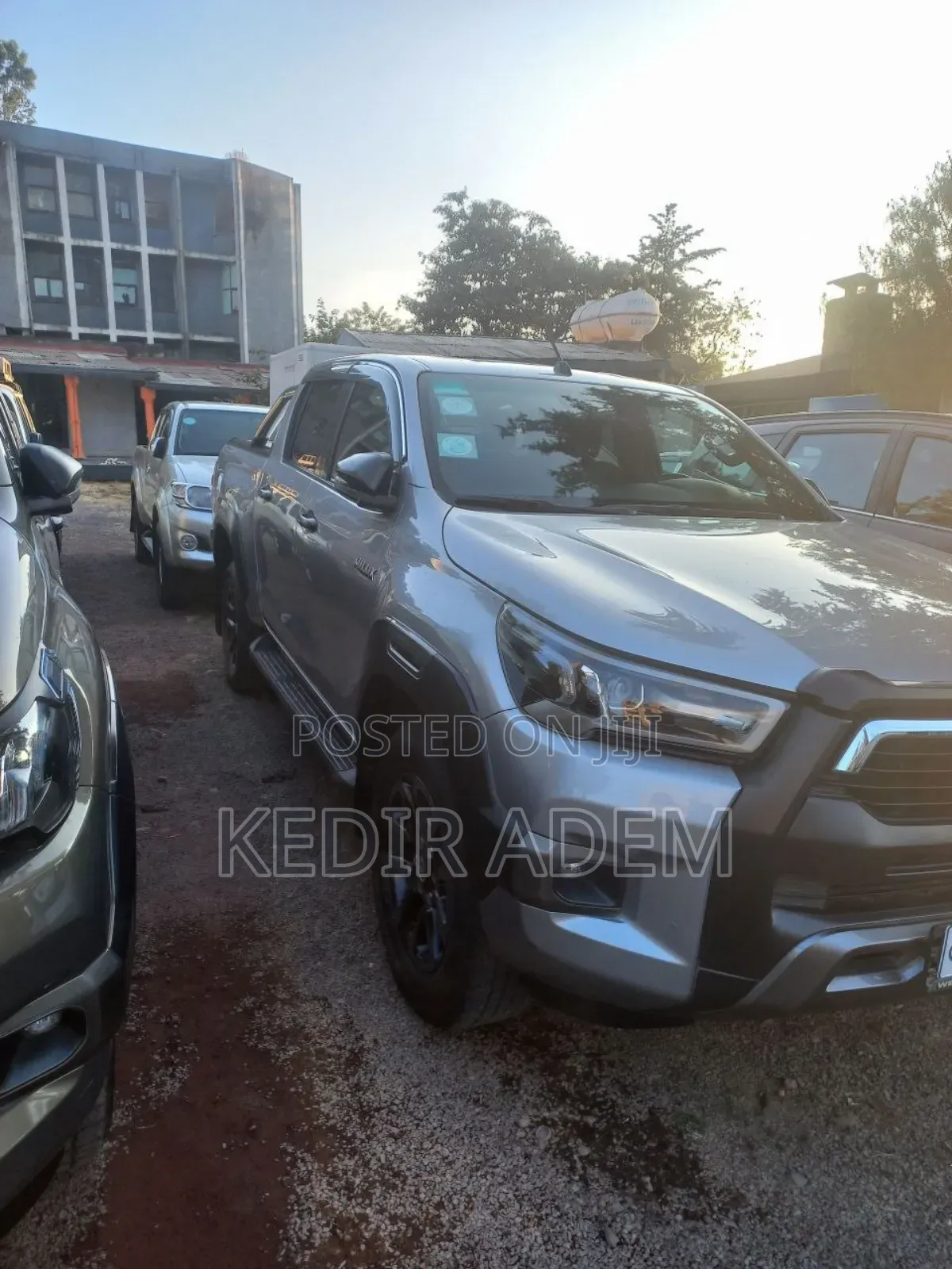 Toyota Hilux 2021 Silver