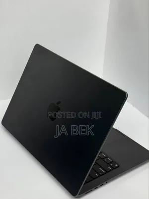 New Laptop Apple MacBook Pro 2024 M4 14-Inch 16GB Apple M4 Pro SSD 1T