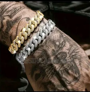 Photo - A Chain Bracelet for Both Gender ( but Mainly for Men's )