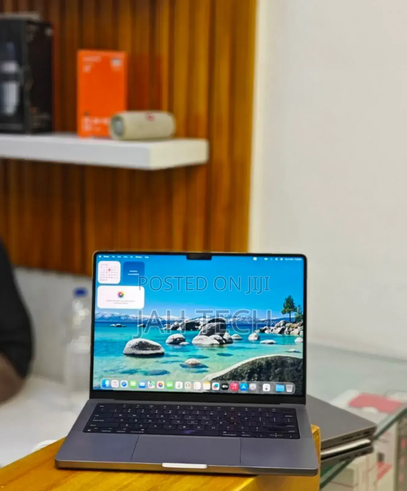 New Laptop Apple MacBook Pro M1 32GB Apple M1 Pro SSD 512GB