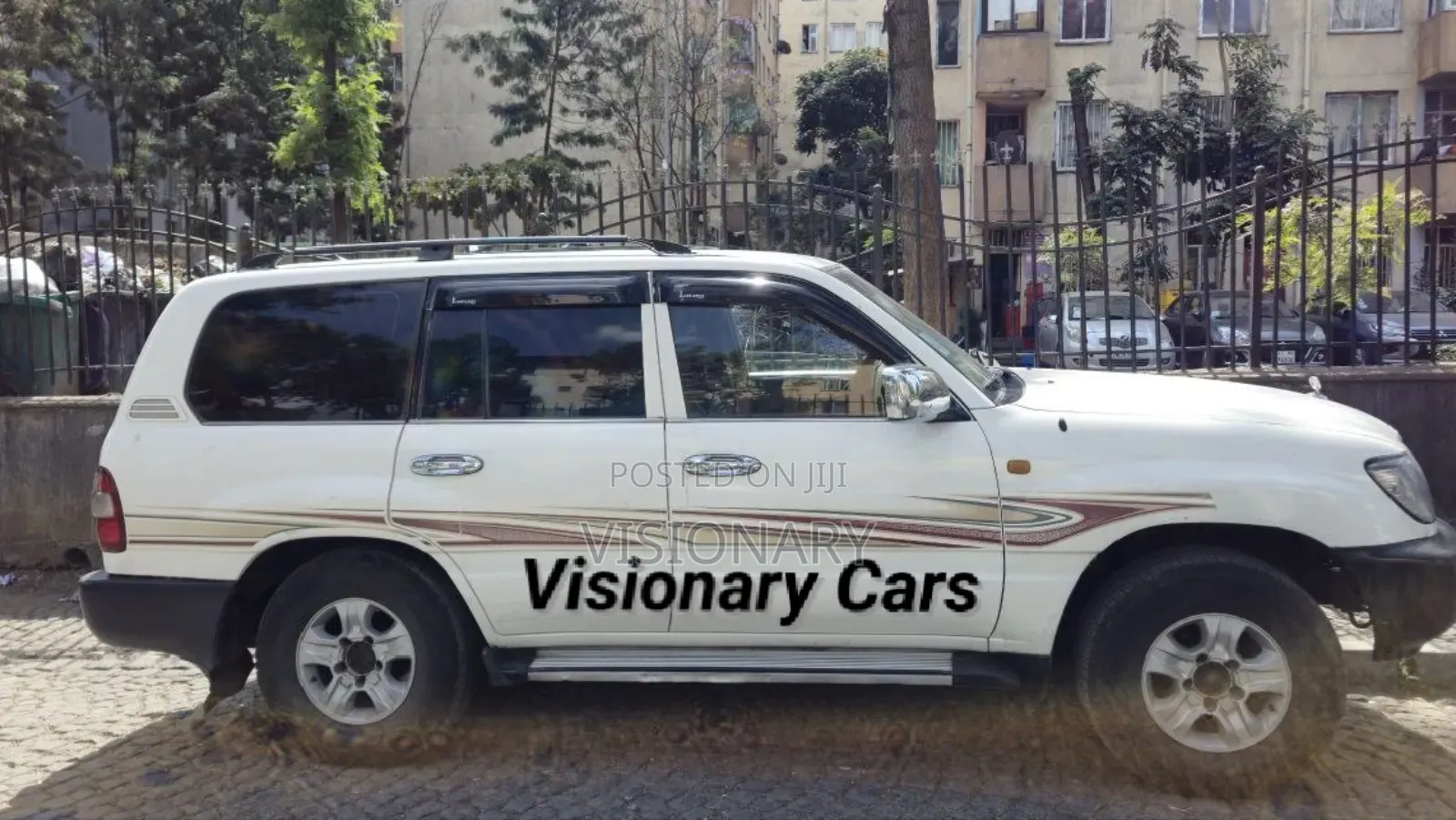 Toyota Land Cruiser 2006 White