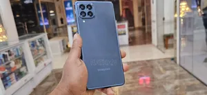 Photo - New Samsung Galaxy M53 128 GB Black