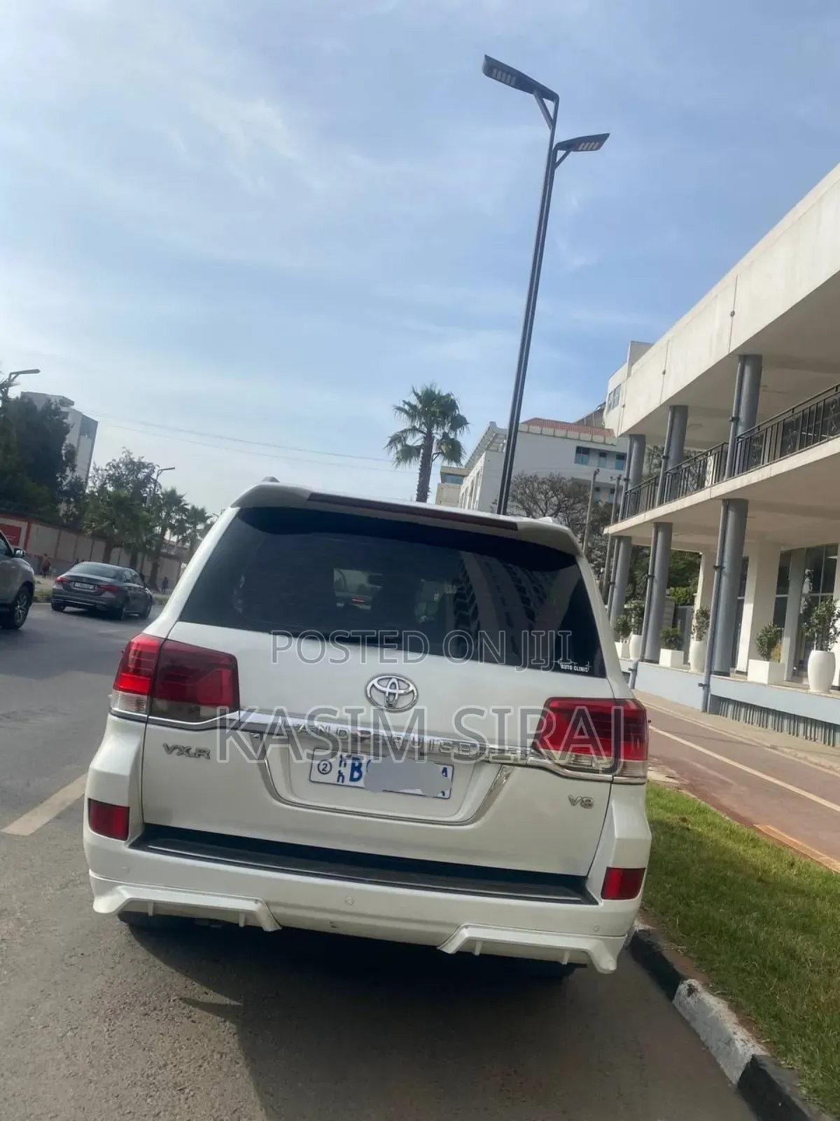 Toyota Land Cruiser 100 4.2 2008 White