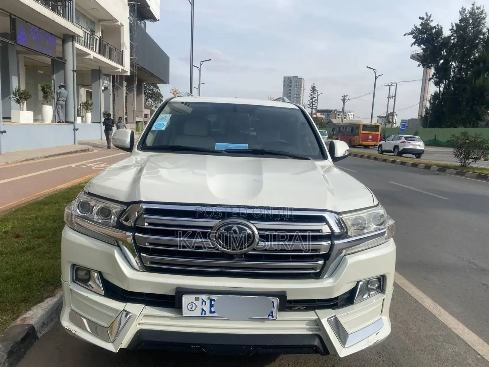 Toyota Land Cruiser 100 4.2 2008 White