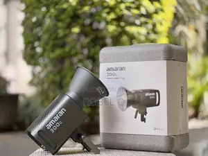 Amaran 300c RGB Full Color Video Light