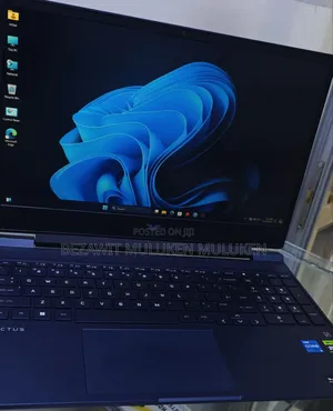 New Laptop HP Victus 16 16GB Intel Core I5 SSD 512GB