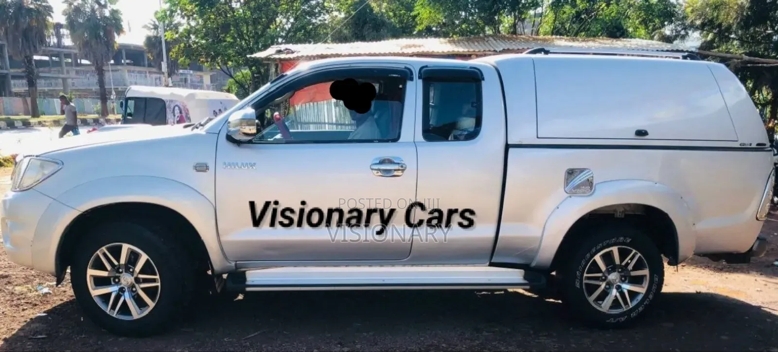 Toyota Hilux 2010 Gold