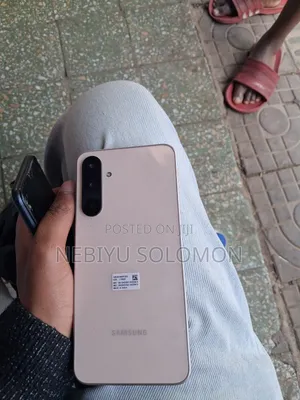 New Samsung Galaxy M16 128 GB Gold