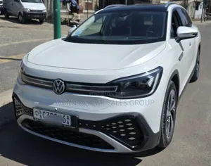 Volkswagen ID.6 2023 White