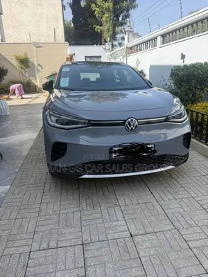 Photo - Volkswagen ID.4 2023 Gray