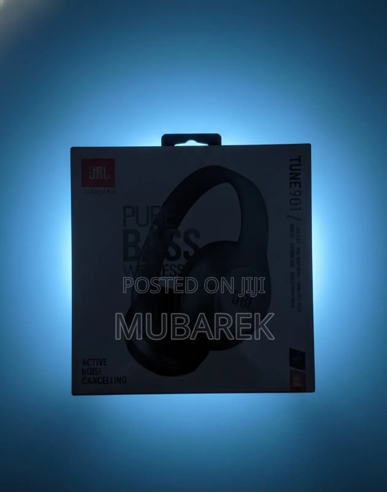 Modern Style JBL Tune 901