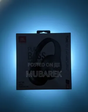 Photo - Modern Style JBL Tune 901