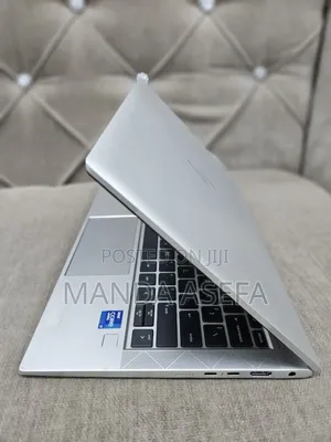 New Laptop HP EliteBook 830 G8 16GB Intel Core I7 SSD 512GB