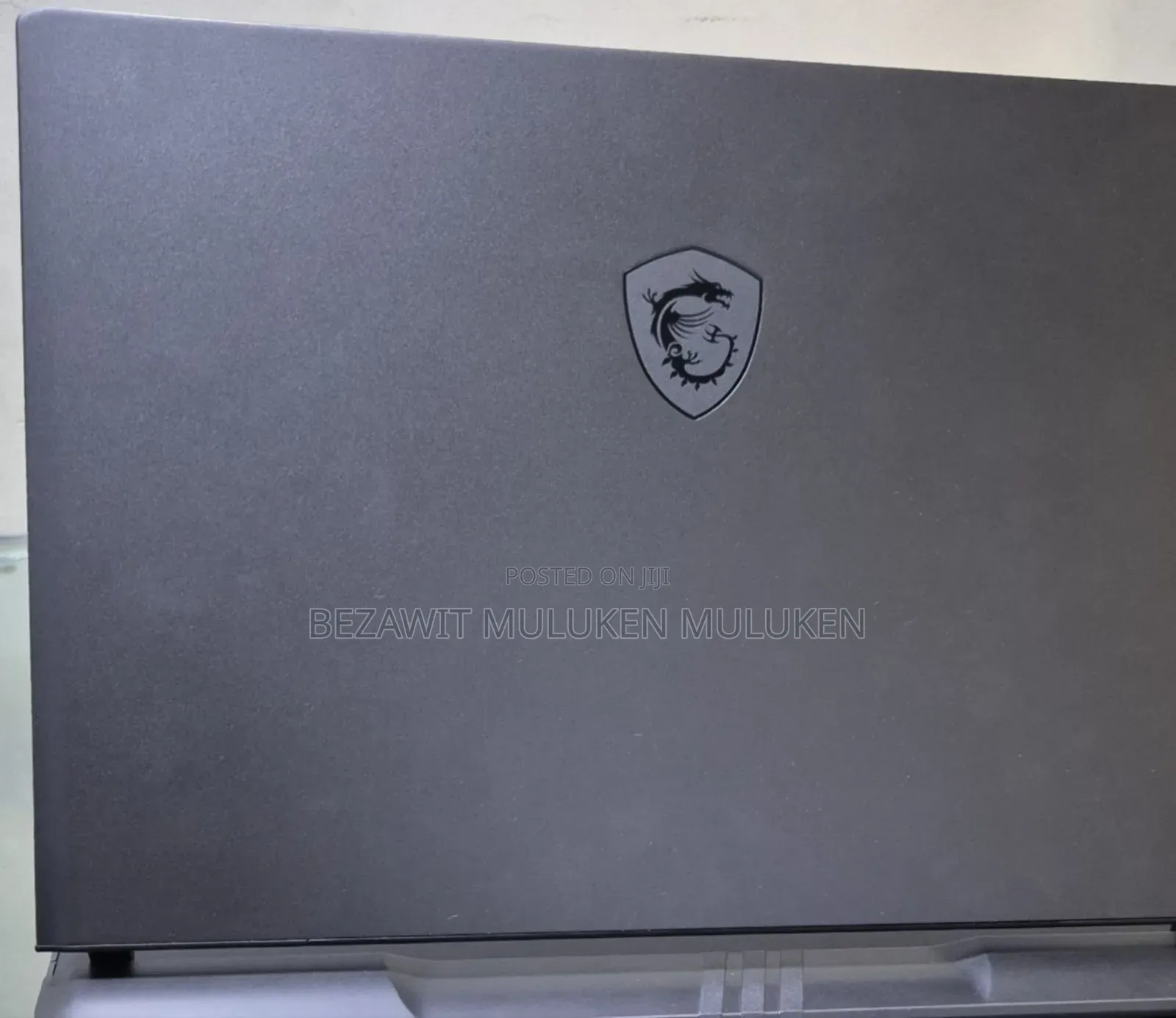 New Laptop MSI Vector 16 HX AI A2XWIG 16GB Intel Core I9 SSD 512GB