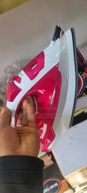 Saachi Irons Steamers Deliver