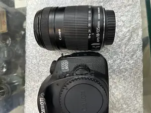 Photo - 60d 18-135mm STM Lens Canon DSLR Camera
