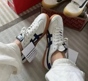 Photo - Onitsuka Tiger Tokuten