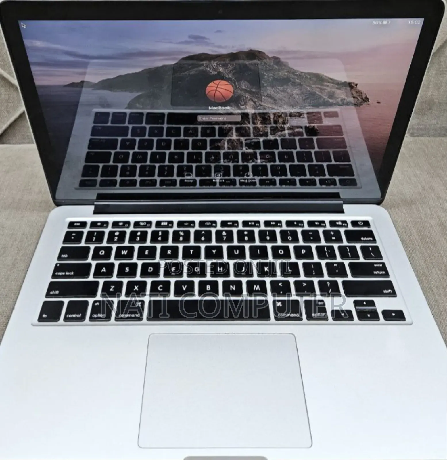 New Laptop Apple MacBook 2015 8GB Intel Core I5 SSD 128GB