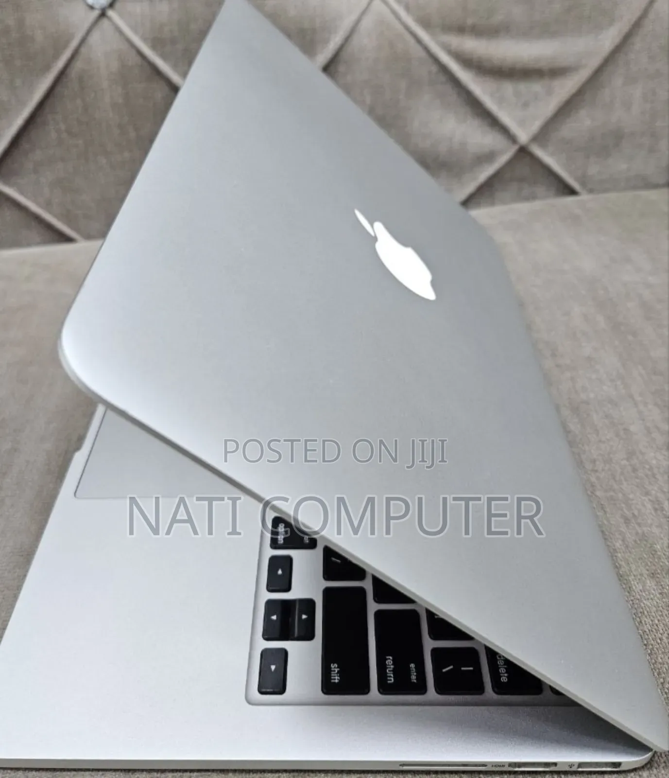 New Laptop Apple MacBook 2015 8GB Intel Core I5 SSD 128GB