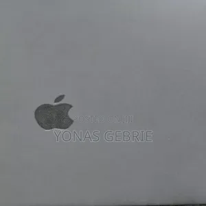 New Laptop Apple MacBook Pro 2019 16GB Intel Core i9 SSD 512GB